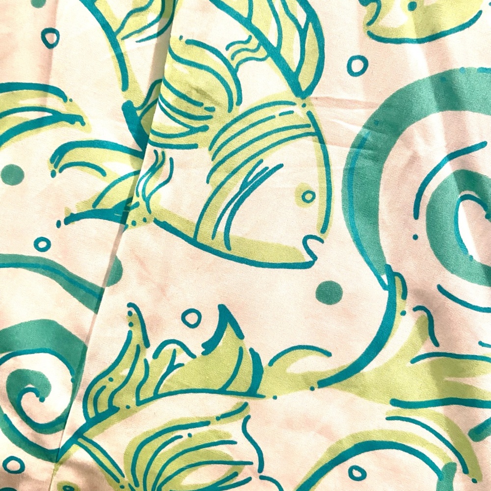 NWT - Size 4 Lilly Pullitzer cotton shift dress in white/ green fish print. - Picture 2 of 5